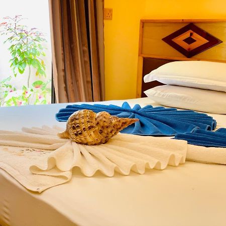 Siesta Beach Hotel Maafushi Luaran gambar
