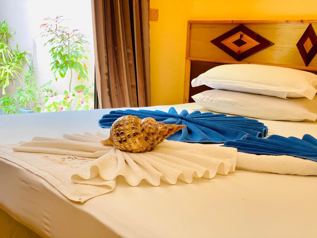 Siesta Beach Hotel Maafushi Luaran gambar